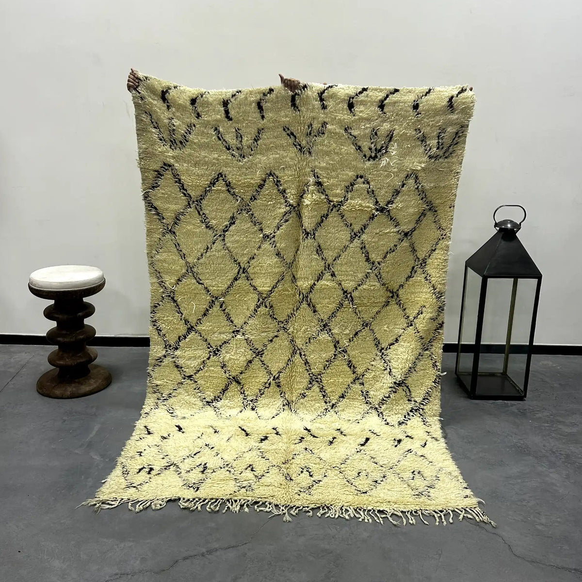 Daife Vintage Mrirt Rug <br> 270 x 175 CM