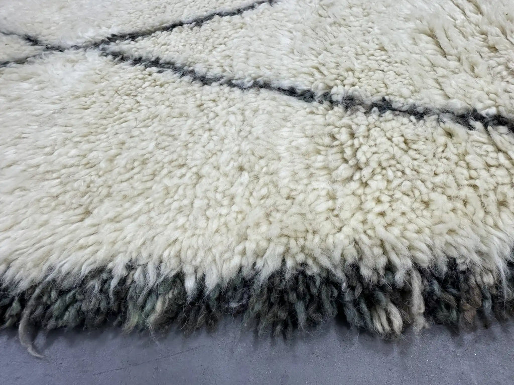 Kalou Vintage Mrirt Rug <br> 330 x 180 CM