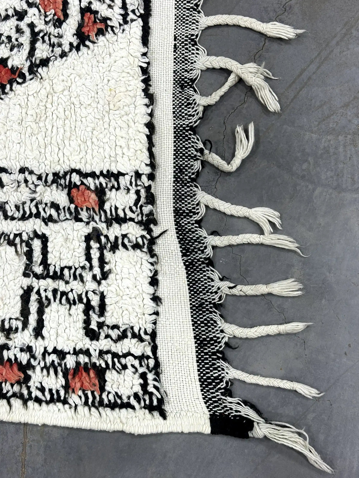 Faracha Vintage Mrirt Rug <br> 274 x 154 CM