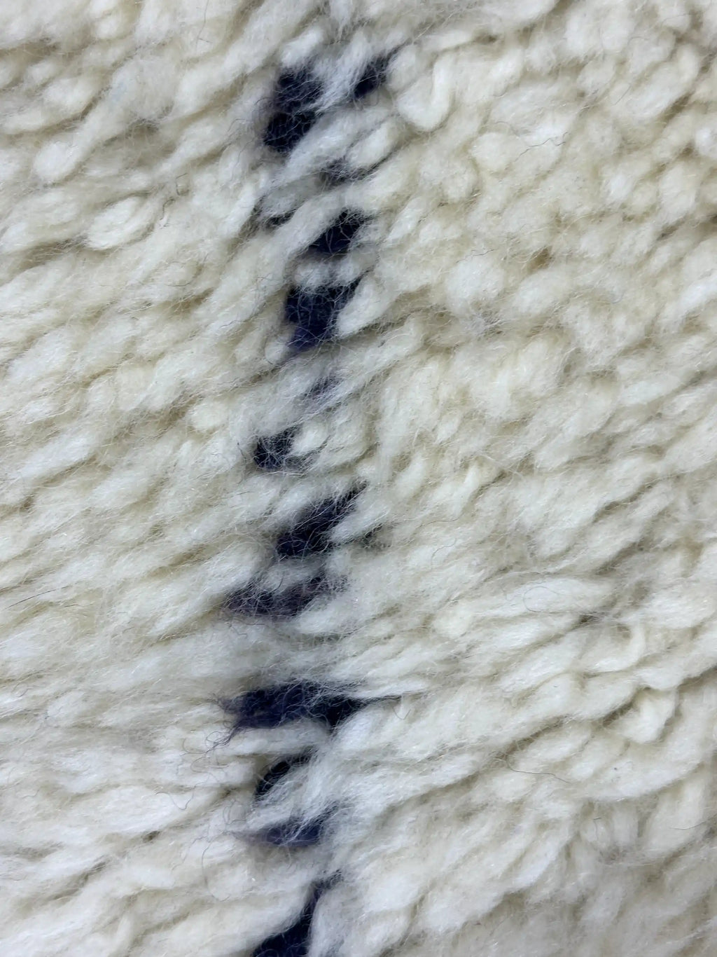 Alamin Checkered Rug <br> 285 x 180 CM