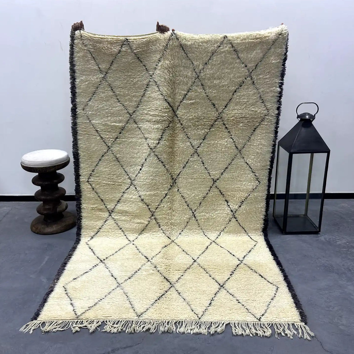 Alamin Checkered Rug <br> 285 x 180 CM