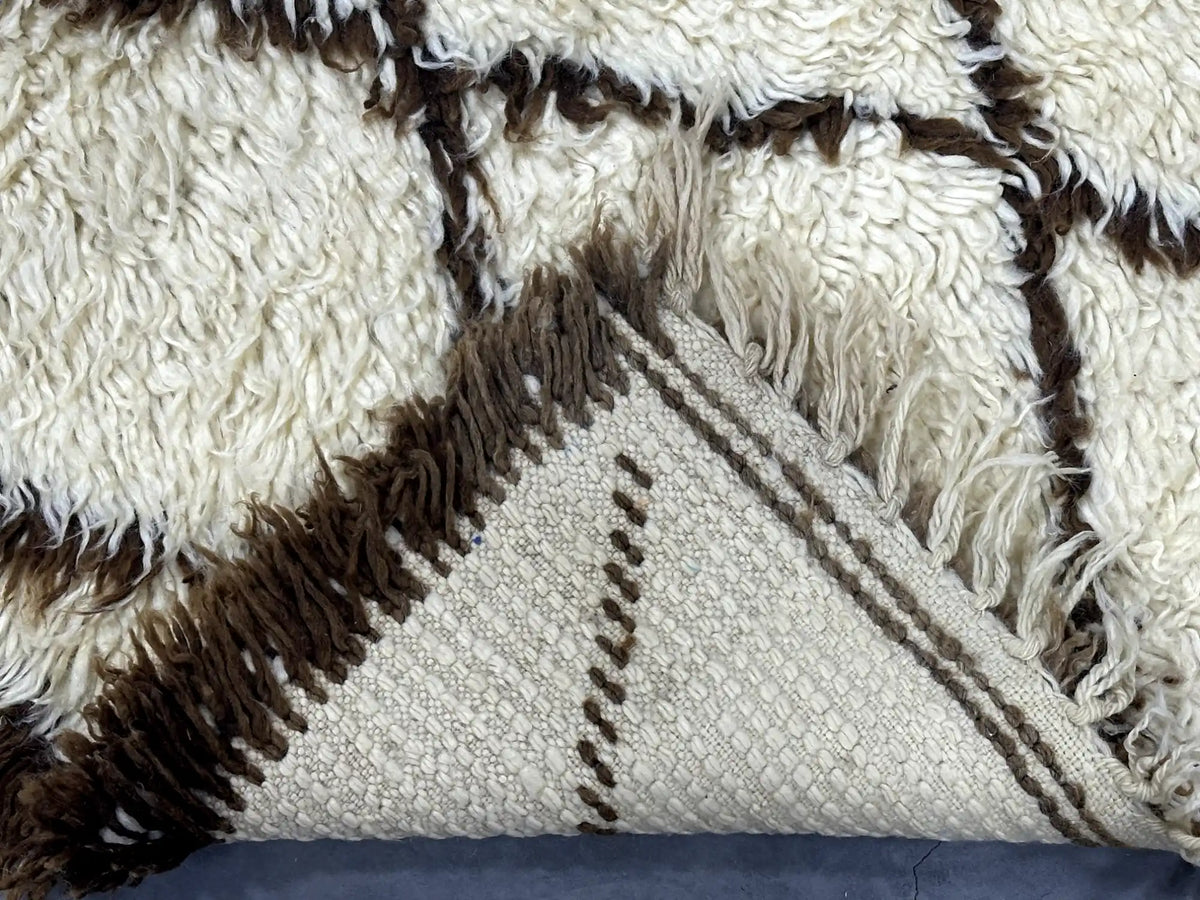 Zemzam Checkered Rug <br> 270 x 170 CM