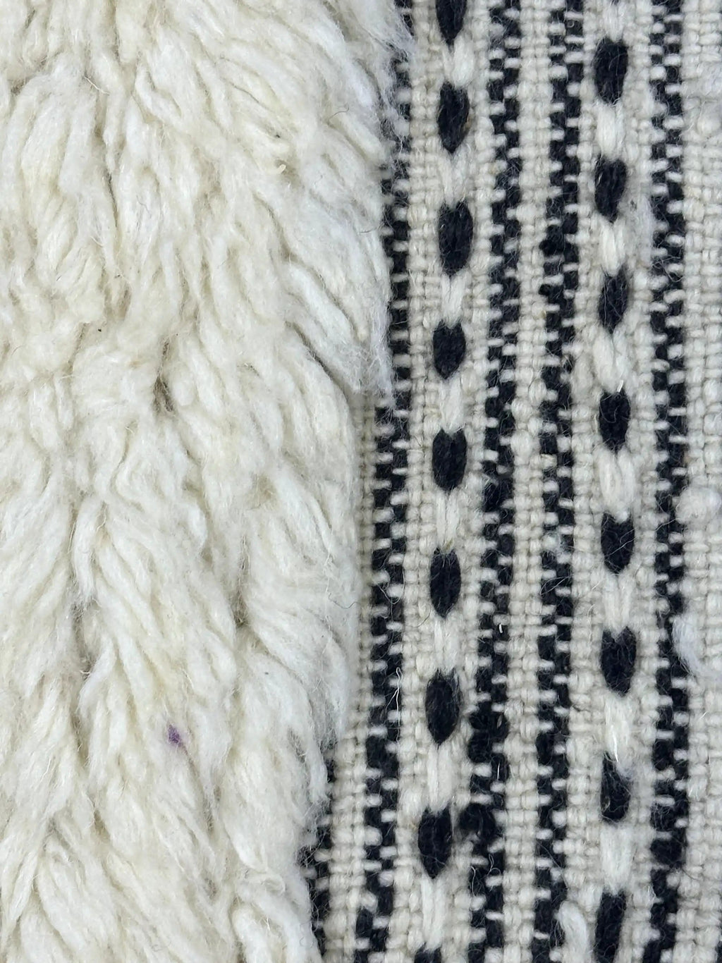 Qercha Vintage Mrirt Rug <br> 255 x 140 CM