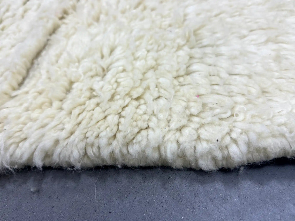 Qercha Vintage Mrirt Rug <br> 255 x 140 CM