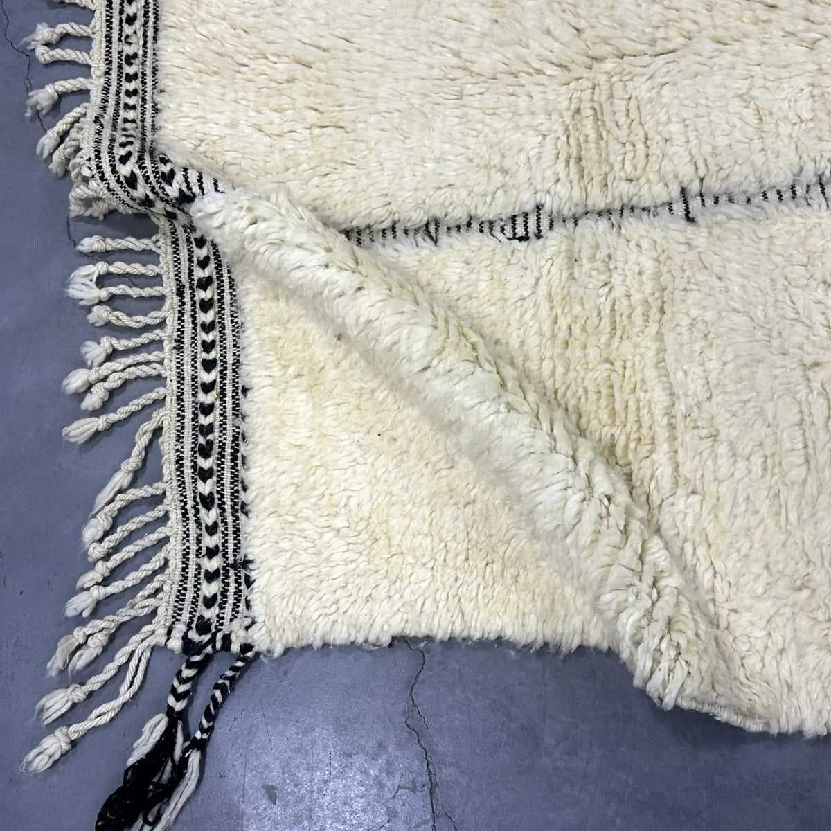 Qercha Vintage Mrirt Rug <br> 255 x 140 CM