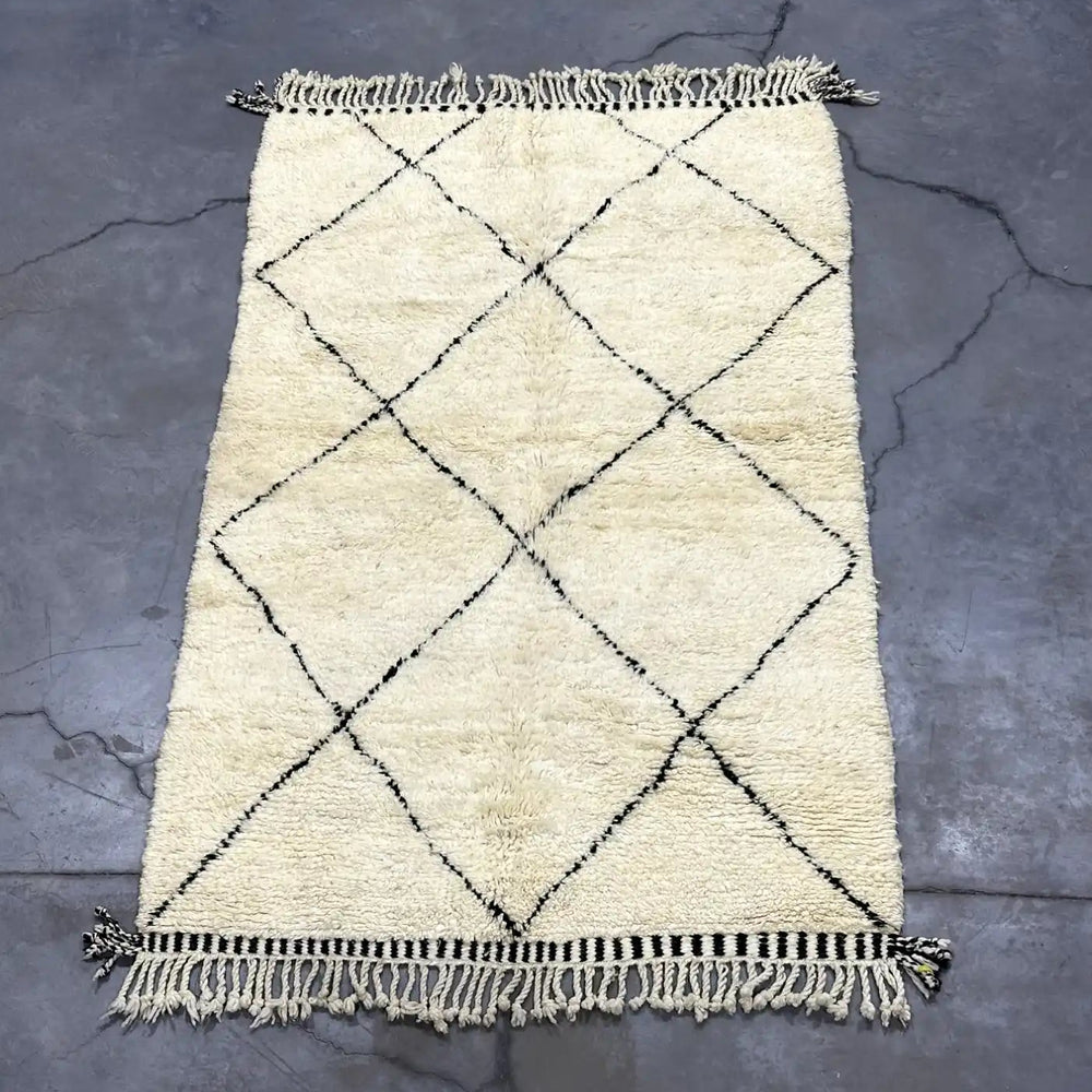 Qaneeb Vintage Mrirt Rug <br> 250 x 145 CM