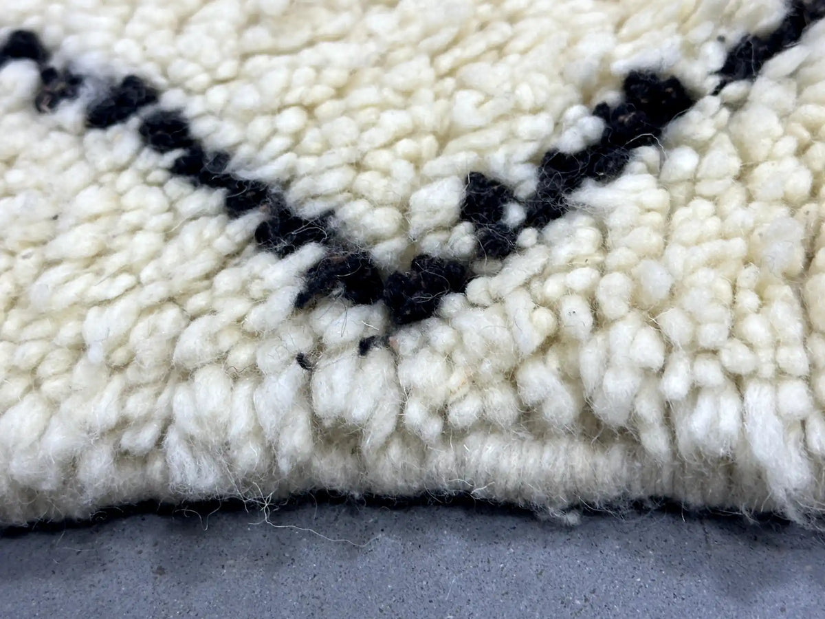 Qaneeb Vintage Mrirt Rug <br> 250 x 145 CM