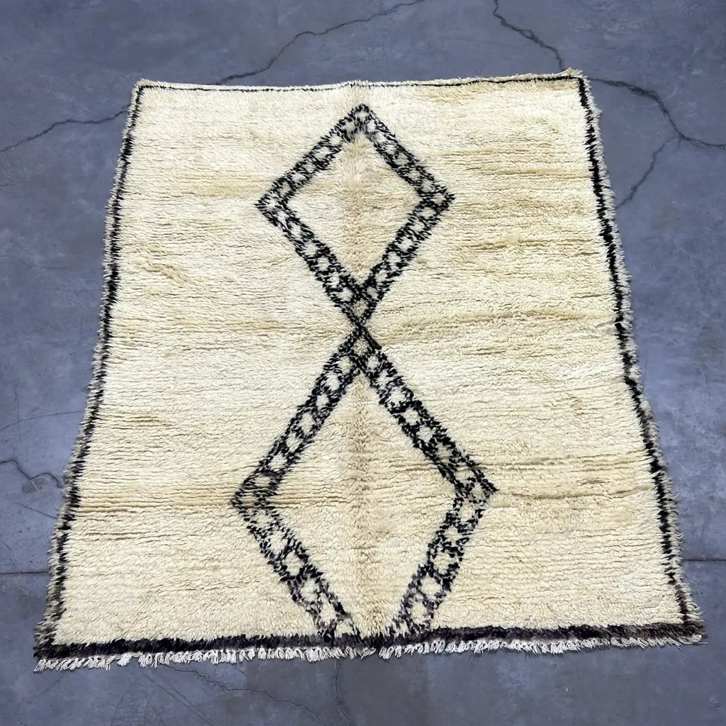 Deraff Vintage Mrirt Rug <br> 230 x 165 CM