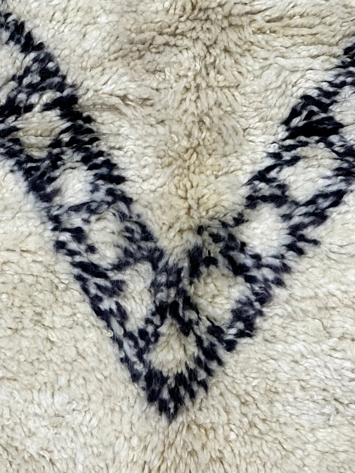 Deraff Vintage Mrirt Rug <br> 230 x 165 CM