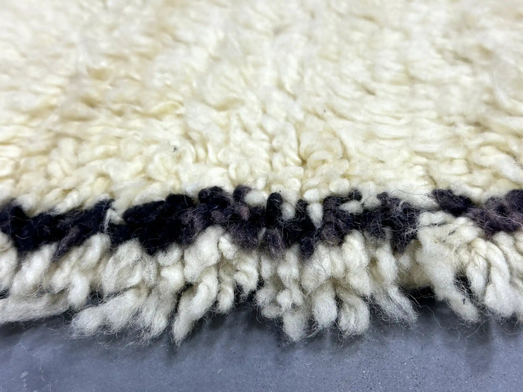 Deraff Vintage Mrirt Rug <br> 230 x 165 CM