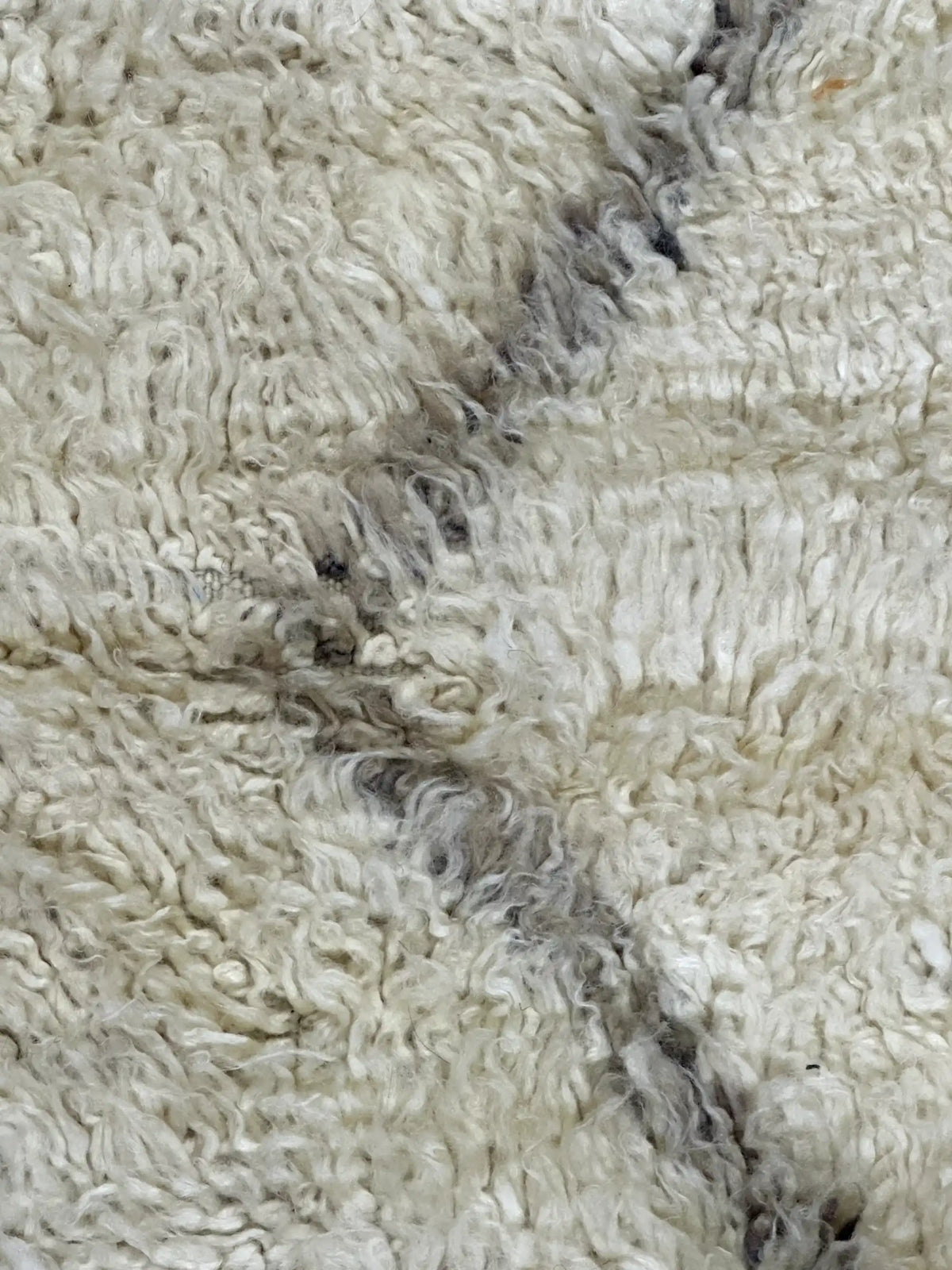 Berboch Vintage Mrirt Rug <br> 243 x 160 CM