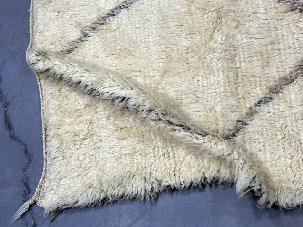 Berboch Vintage Mrirt Rug <br> 243 x 160 CM