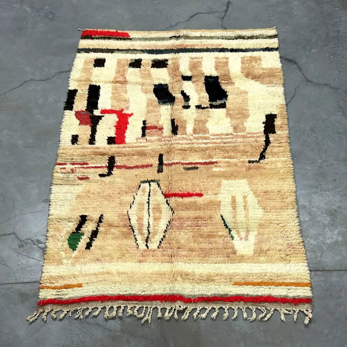 Fareda Vintage Boujaad Rug <br> 260 x 170 CM