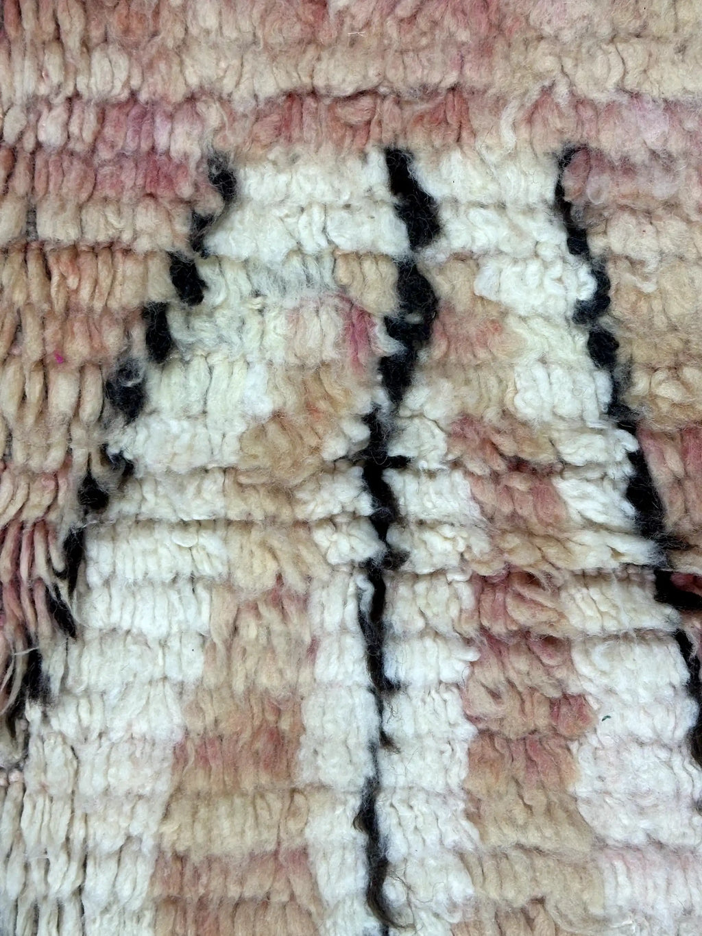 Fareda Vintage Boujaad Rug <br> 260 x 170 CM