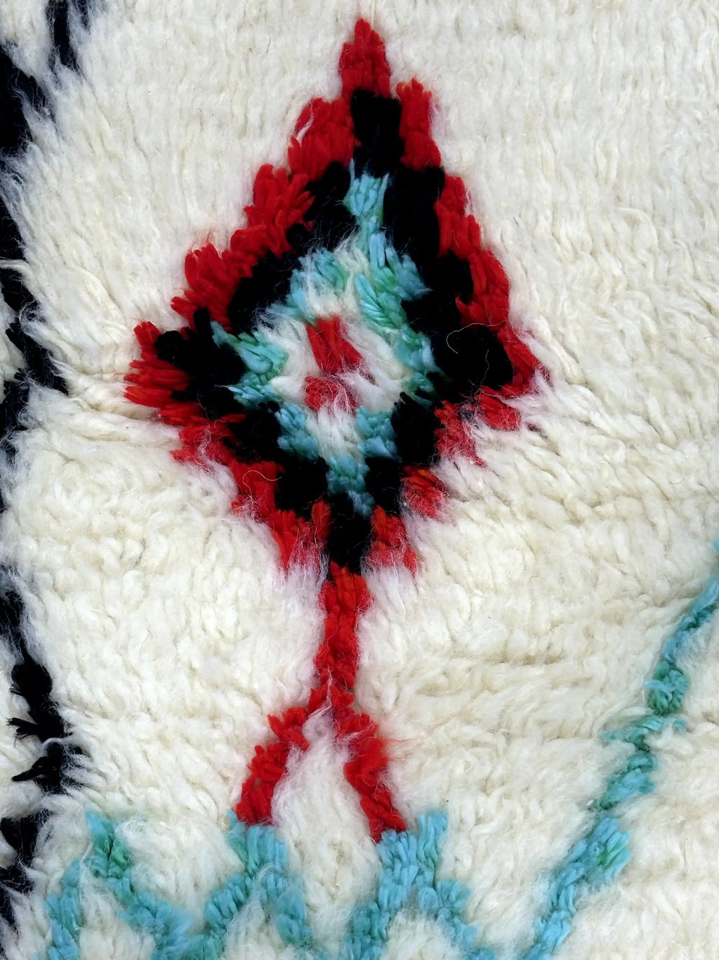 Mohima Berber Azilal Rug <br> 300 x 200 CM