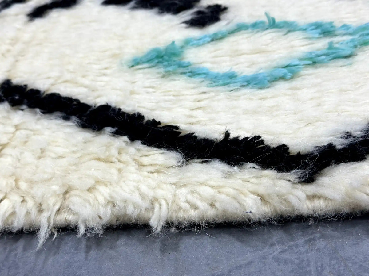 Mohima Berber Azilal Rug <br> 300 x 200 CM