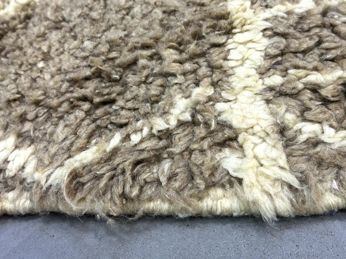 Qareffa Vintage Boujaad Rug <br> 235 x 150 CM