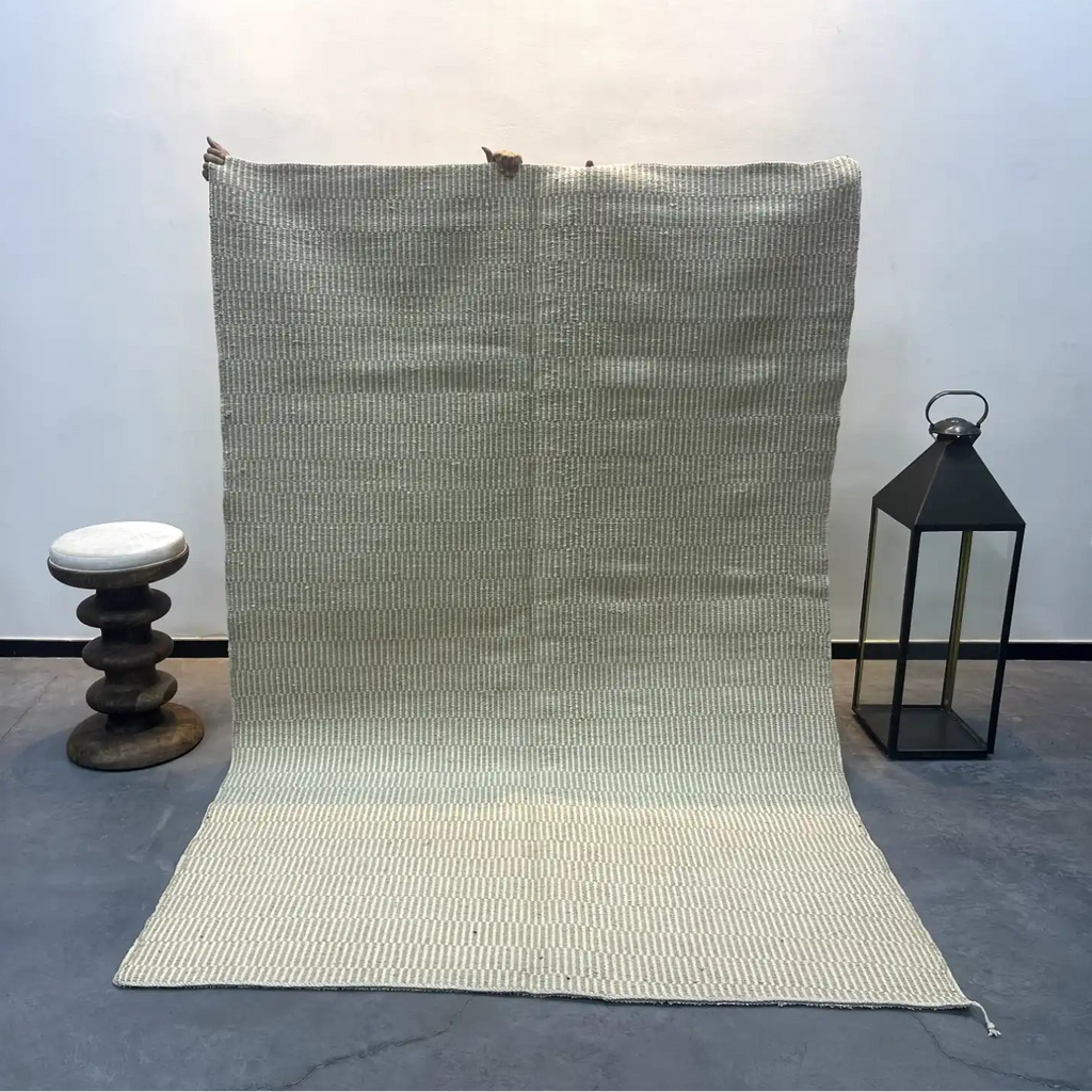 Henina Hanble Kilim Rug <br> 300 x 200 CM