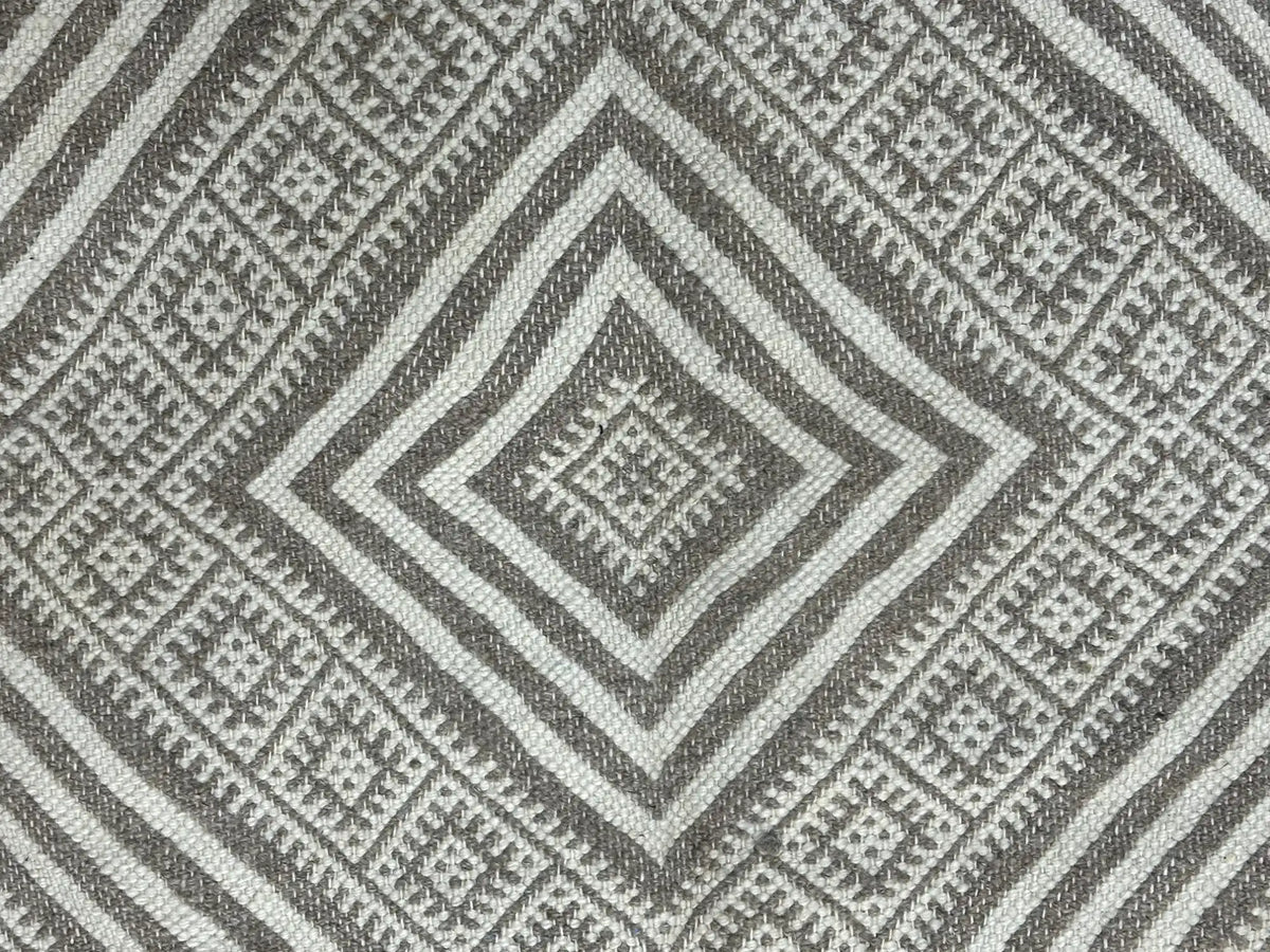 Rebeha Hanble Kilim Rug <br> 310 x 200 CM