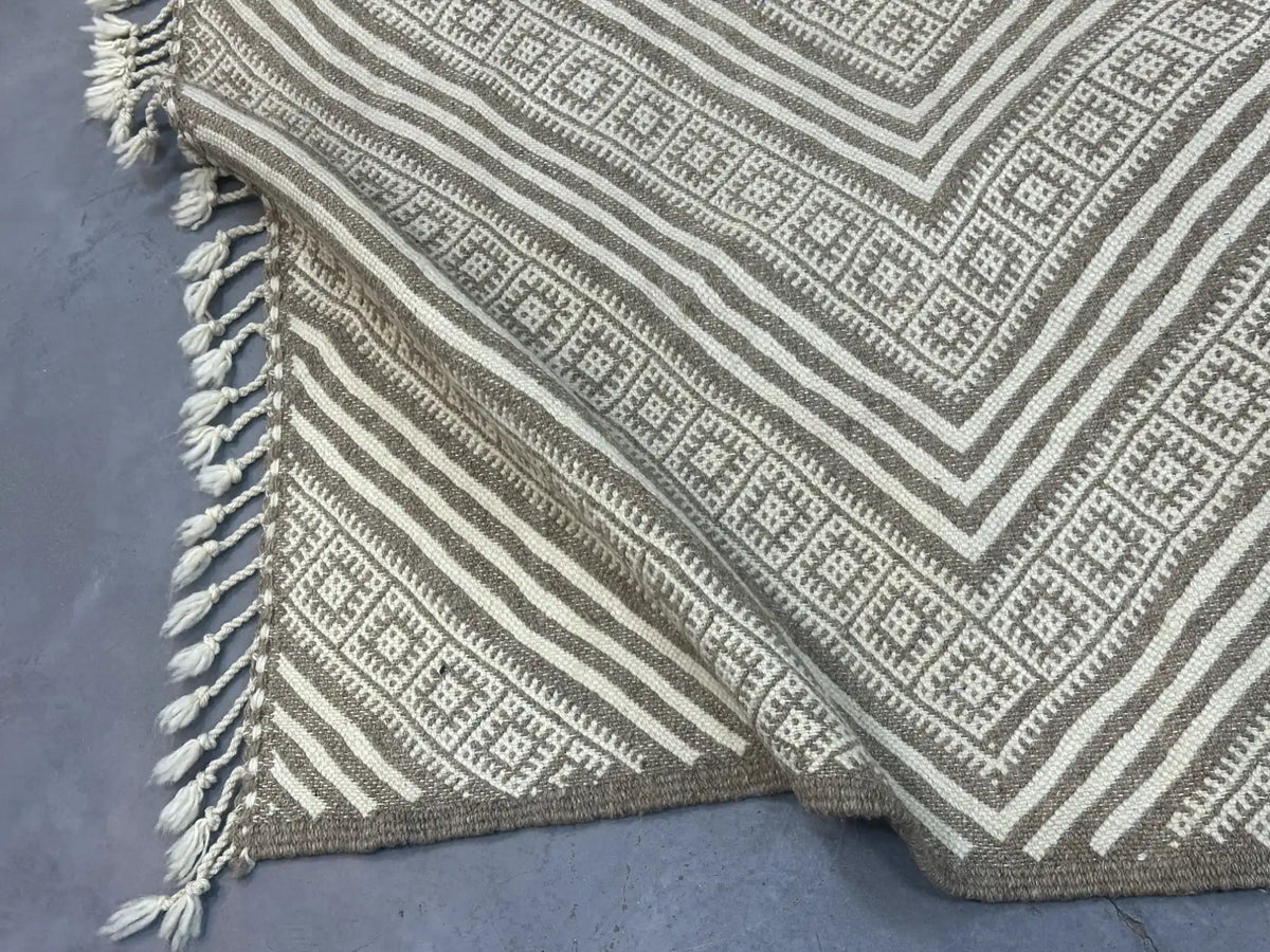 Rebeha Hanble Kilim Rug <br> 310 x 200 CM