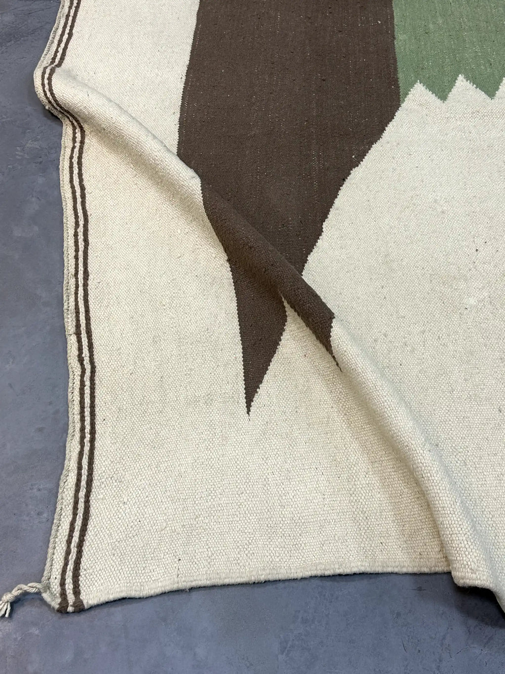 Tikleet Hanble Kilim Rug <br> 300 x 194 CM