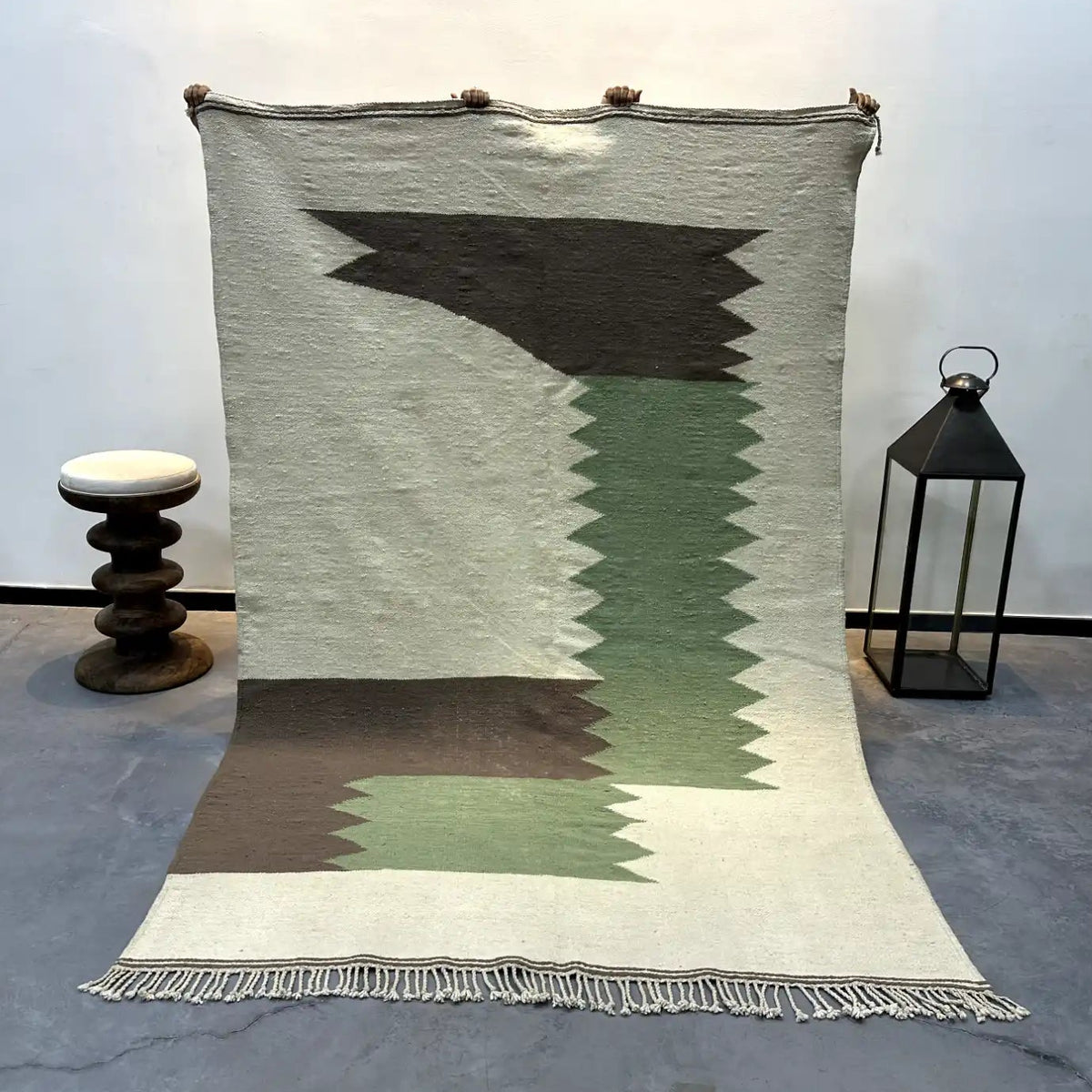 Tikleet Hanble Kilim Rug <br> 300 x 194 CM