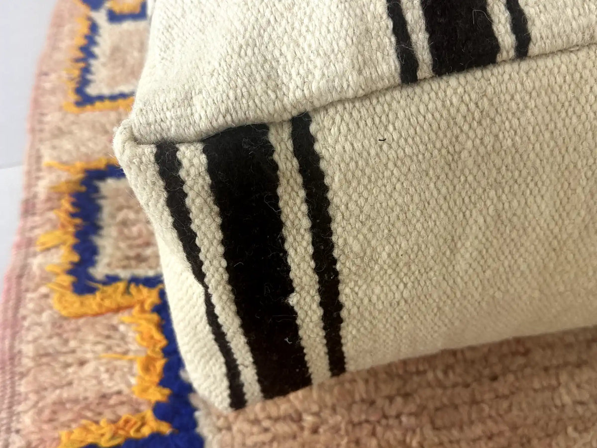 Farah Berber Pouf