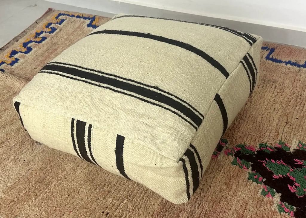 Farah Berber Pouf