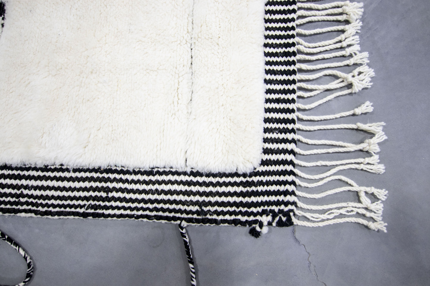 Moroccan Rug 8x10 | Handmade white black rug | Costume Wool Rug | Beni Mrirt Rug