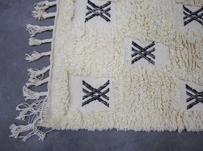 Moroccan Rug 7x10 | Handmade white rug | Costume Wool Rug | Beni Ouarain Rug