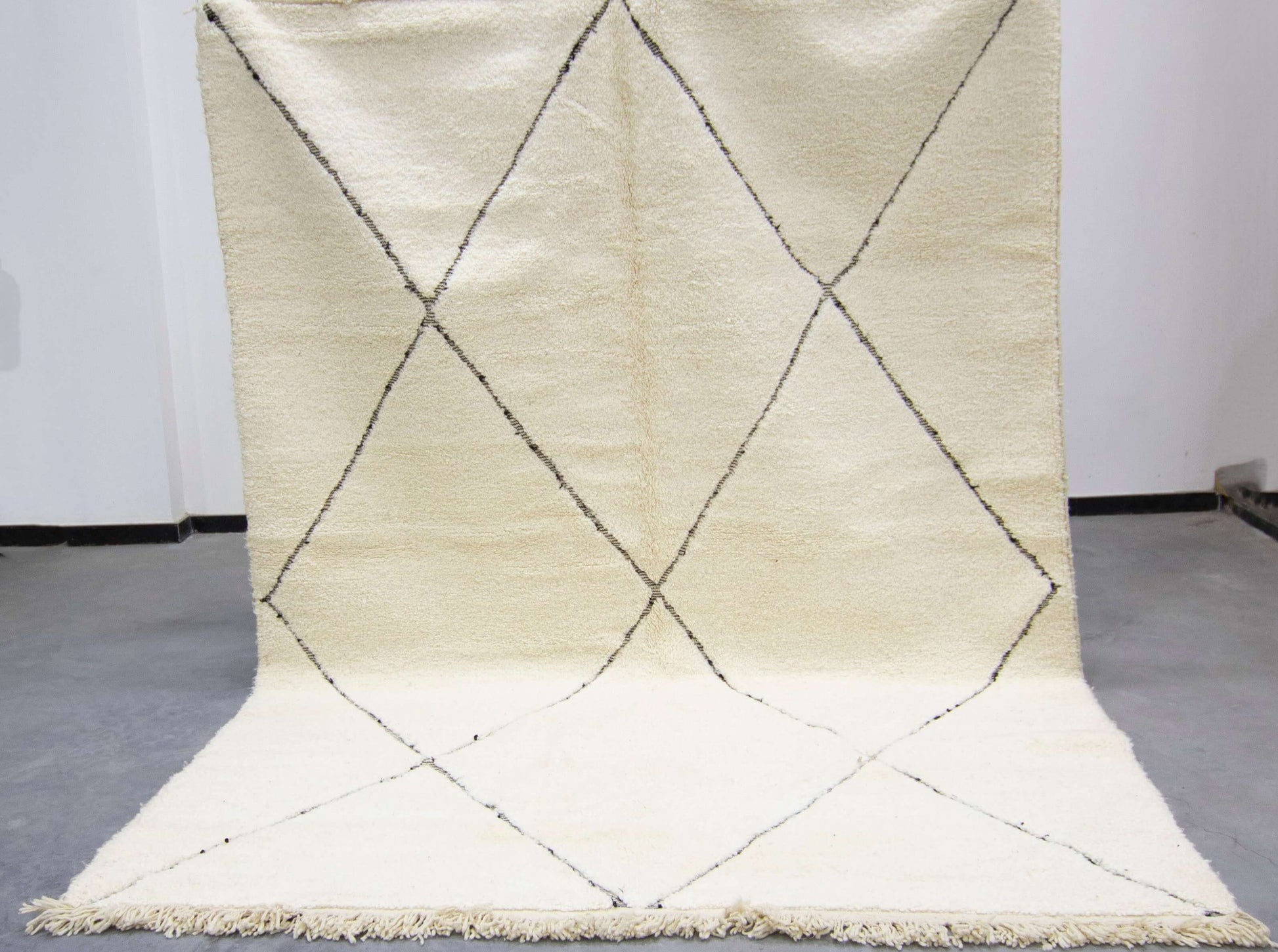 Moroccan Rug 7x10 | Handmade white rug | Costume Wool Rug | Beni Ouarain Rug