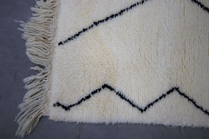 Moroccan Rug 5x8 | Handmade white rug | Costume Wool Rug | Beni Ouarain Rug